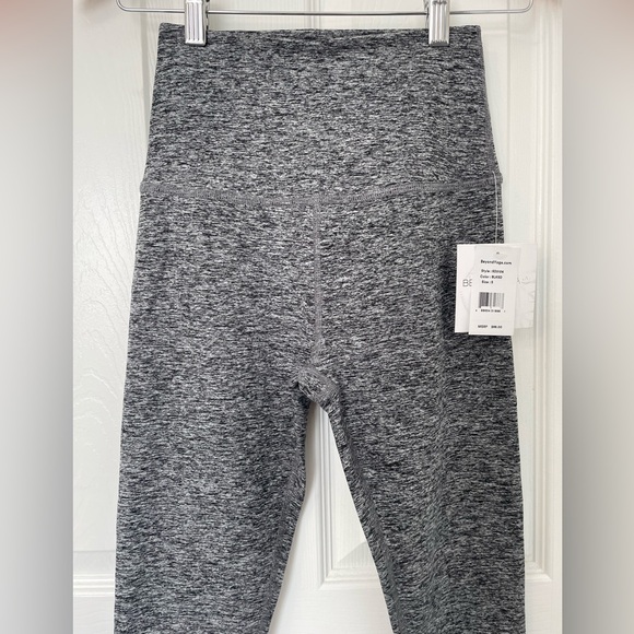 Beyond Yoga capri (S) - Picture 4 of 13